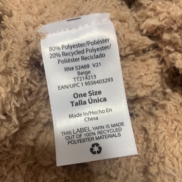 fuzzy beanie - Picture 2 of 3